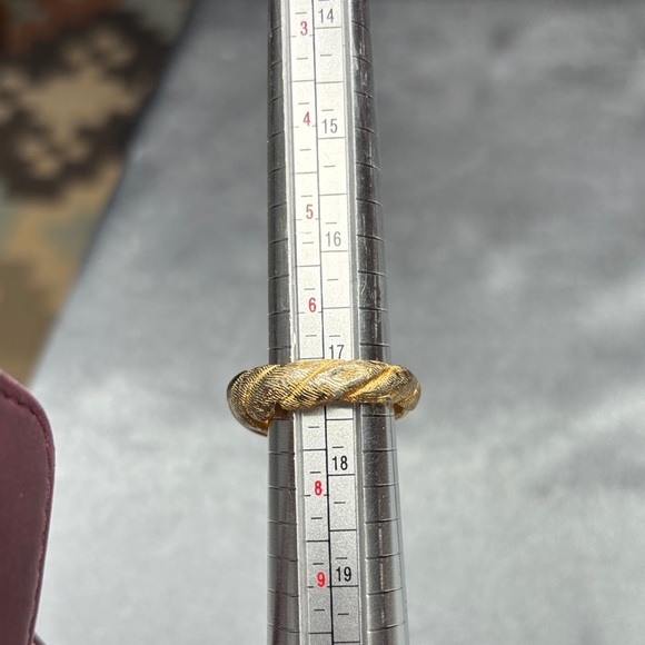 Kenneth Jay Lane Gold and Silver Twisted Ring - Picture 6 of 7